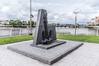  The Seamen's Memorial  