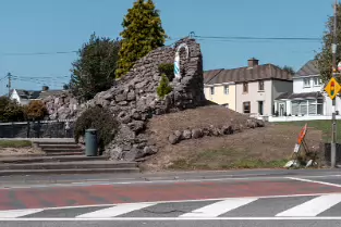 THE MARIAN GROTTO AT FERRY BANK NEAR WATERFORD CITY [PHOTOGRAPHED AUGUST 2025]-255544-1