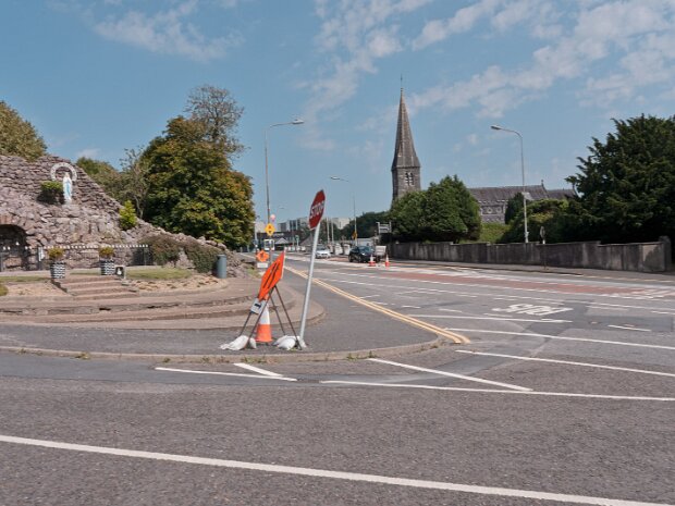 THE FERRYBANK MARIAN GROTTO AUGUST 2025 Confusion often arises between the large Marian Grotto in Ferrybank and the Our Lady of the Wayside Grotto on Cork Road...
