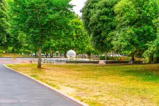 INVISIBLE BY TINA O'CONNELL PHOTOGRAPHED 2018 [A WATER FEATURE WITHOUT WATER]-255313-1