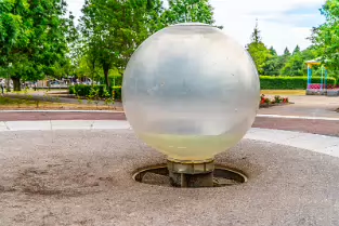 INVISIBLE BY TINA O'CONNELL PHOTOGRAPHED 2018 [A WATER FEATURE WITHOUT WATER]-255315-1