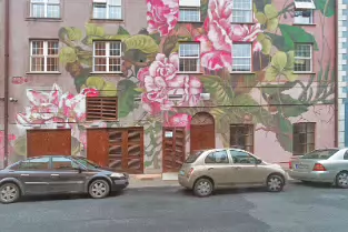 FLOWERS ON THE STREET PRODUCED IN 2017 BY LULA GROCE [I PHOTOGRAPHED THIS MURAL IN 2017 AND ITS REPLACEMENT IN AUGUST 2025]-255640-1