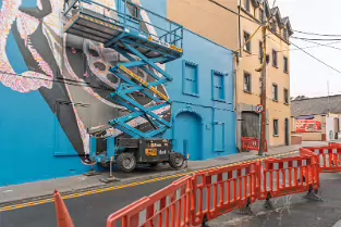 OFF THE HOOK A PARTLY FINISHED MURAL BY OMIN [A WORK IN PROGRESS AUGUST 2025]-255813-1