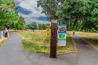 PEOPLES PARK AND THE BRIDGE TO THE WATERFORD COURT HOUSE [PHOTOGRAPHED JULY 2018]-255341-1