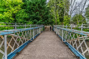 PEOPLES PARK AND THE BRIDGE TO THE WATERFORD COURT HOUSE [PHOTOGRAPHED JULY 2018]-255345-1