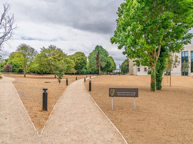PEOPLES PARK IN WATERFORD JULY 2018 Back in July 2018, I spent some time photographing the People's Park in Waterford. I remember being fascinated by the...