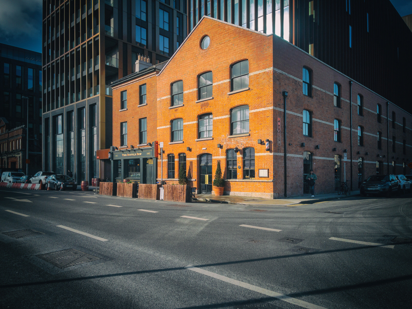 THE BOTTLE BOY PUB - NORTH WALL QUAY DUBLIN