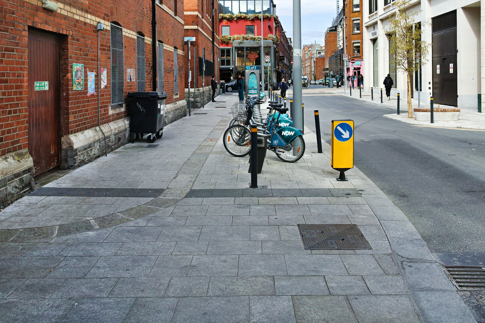 DUBLINBIKES DOCKING STATION 01 PLUS A WATER-BOTTLE REFILL STATION