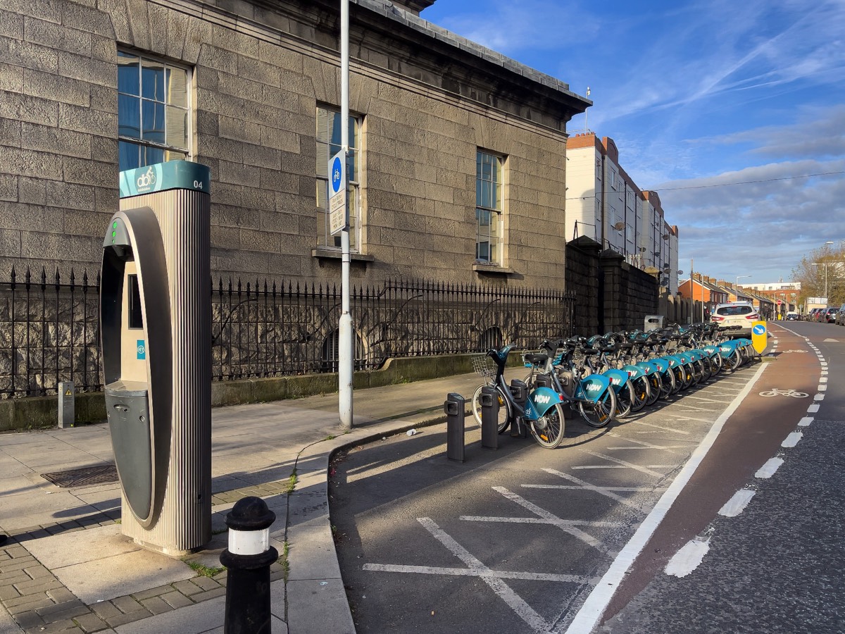 DUBLINBIKES DOCKING STATION 04