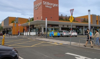 STILLORGAN VILLAGE SHOPPING MALL 001