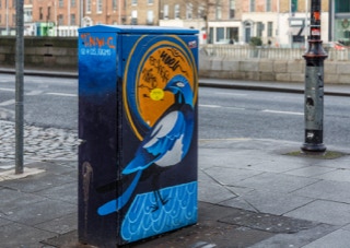 PAINT-A-BOX ON WELLINGTON QUAY  001