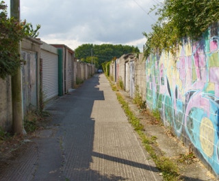 SHANDON GARDENS NEAR THE CABRA LUAS TRAM STOP 001