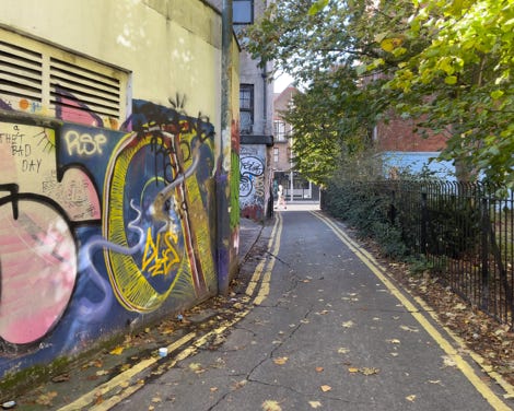 URBAN DEPRESSION ON AUNGIER PLACE AND LANE [APPEARS TO BE A SERVICES LANE WITHIN THE YORK STREET FLATS COMPLEX] 001