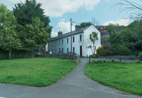 BANKSIDE COTTAGES CLONSKEAGH [THERE IS A MOSQUE ACROSS THE STREET FROM THE COTTAGES] 001