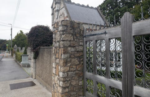 ROEBUCK CASTLE [IN REALITY IT IS PART OF THE UCD UNIVERSITY CAMPUS]  001