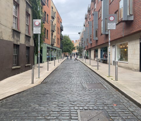 WEST ESSEX STREET [AND ESSEX GATE] 001