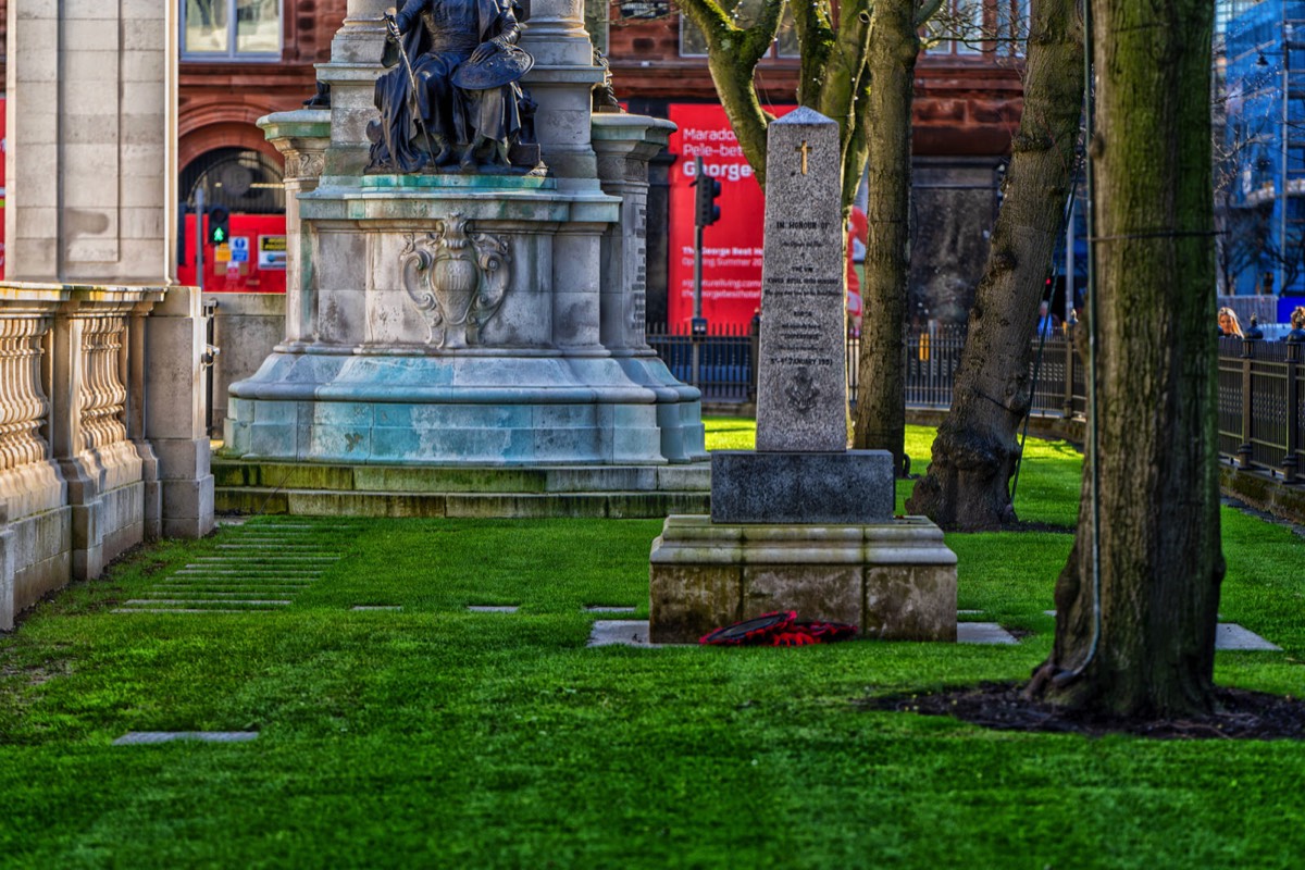 RANDOM IMAGES OF BELFAST CITY HALL 28 MARCH 2019 002