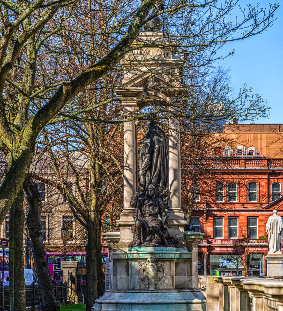 RANDOM IMAGES OF BELFAST CITY HALL 28 MARCH 2019 004