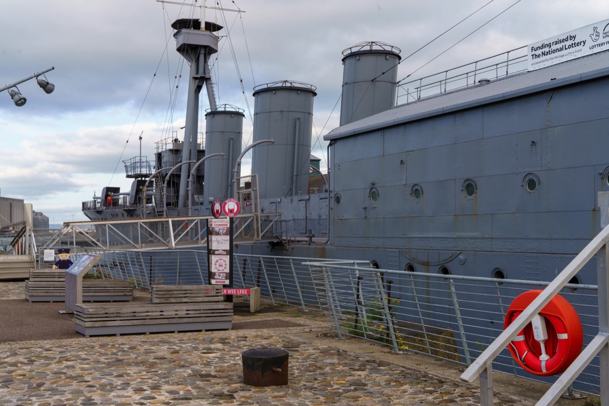 HMS CAROLINE 1914  016