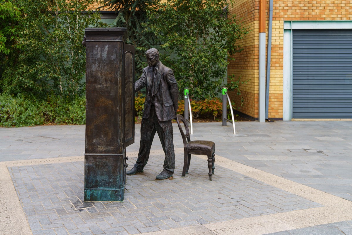 THE SEARCHER BY ROSS WILSON - CS LEWIS SQUARE IN BELFAST 008
