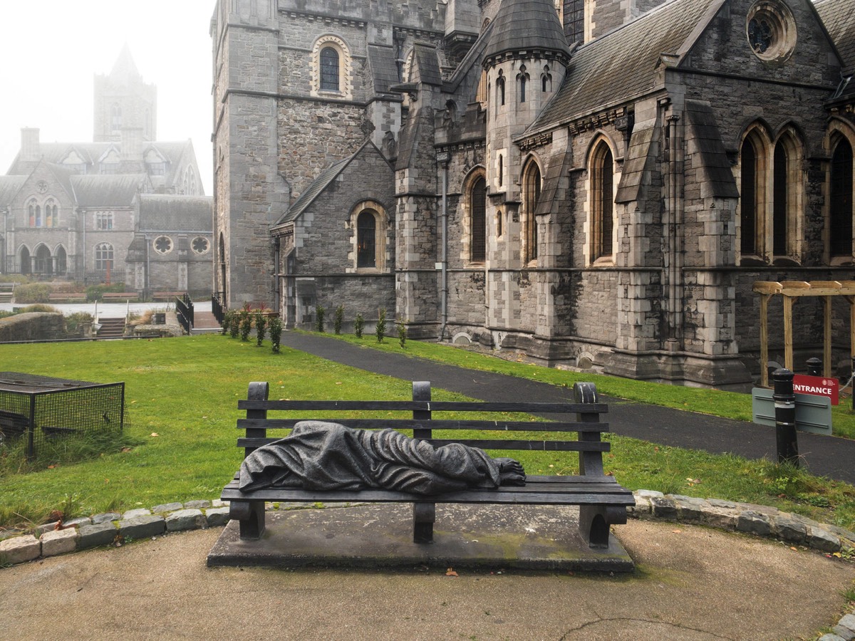 CHRIST CHURCH CATHEDRAL  ON A VERY COLD FOGGY DAY 004