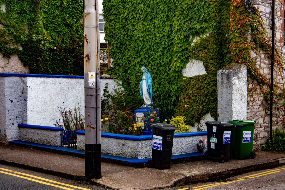 OLD STYLE RELIGION AT THE CORNER OF MARGARET STREET AND DUNBAR STREET  004