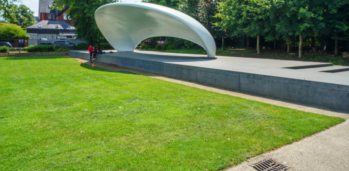 PAVILION OF LIGHT BANDSTAND AT FITZGERALD