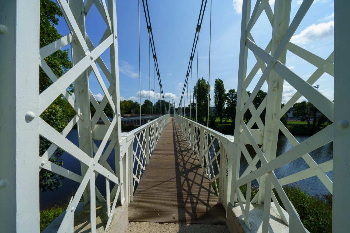 THE SHAKY BRIDGE  HAS BEEN RESTORED 013