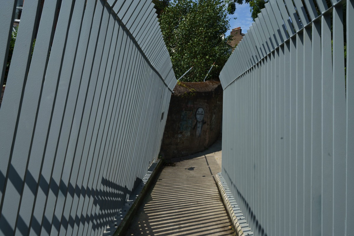 THE SHAKY BRIDGE  HAS BEEN RESTORED 016