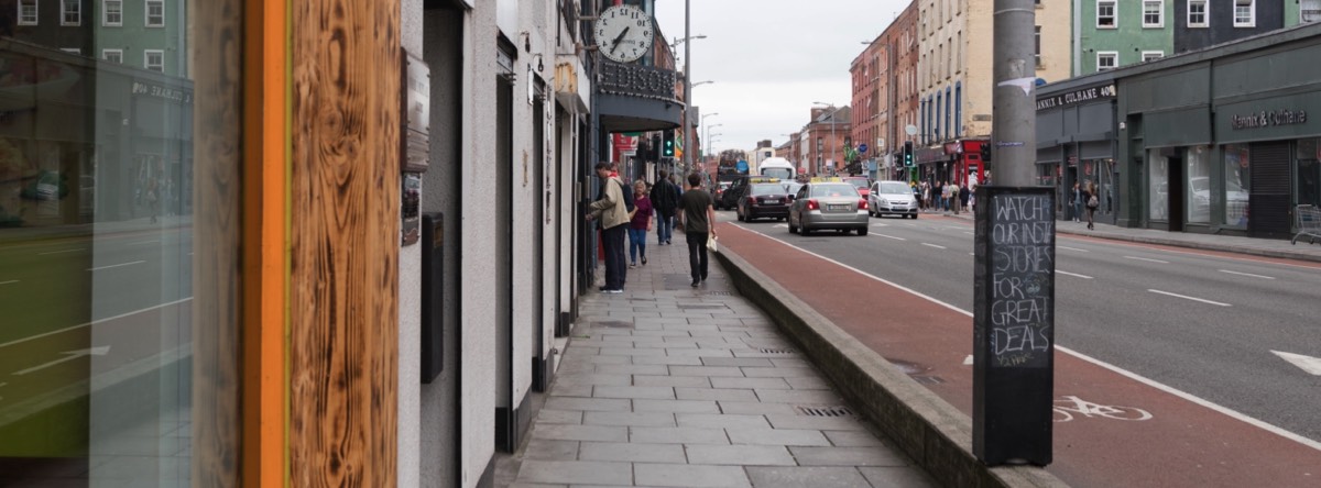 STRANGE CLOCK IN CORK [PRIME TIME CLOTHING LIMITED WASHINGTON STREET CORK]  001