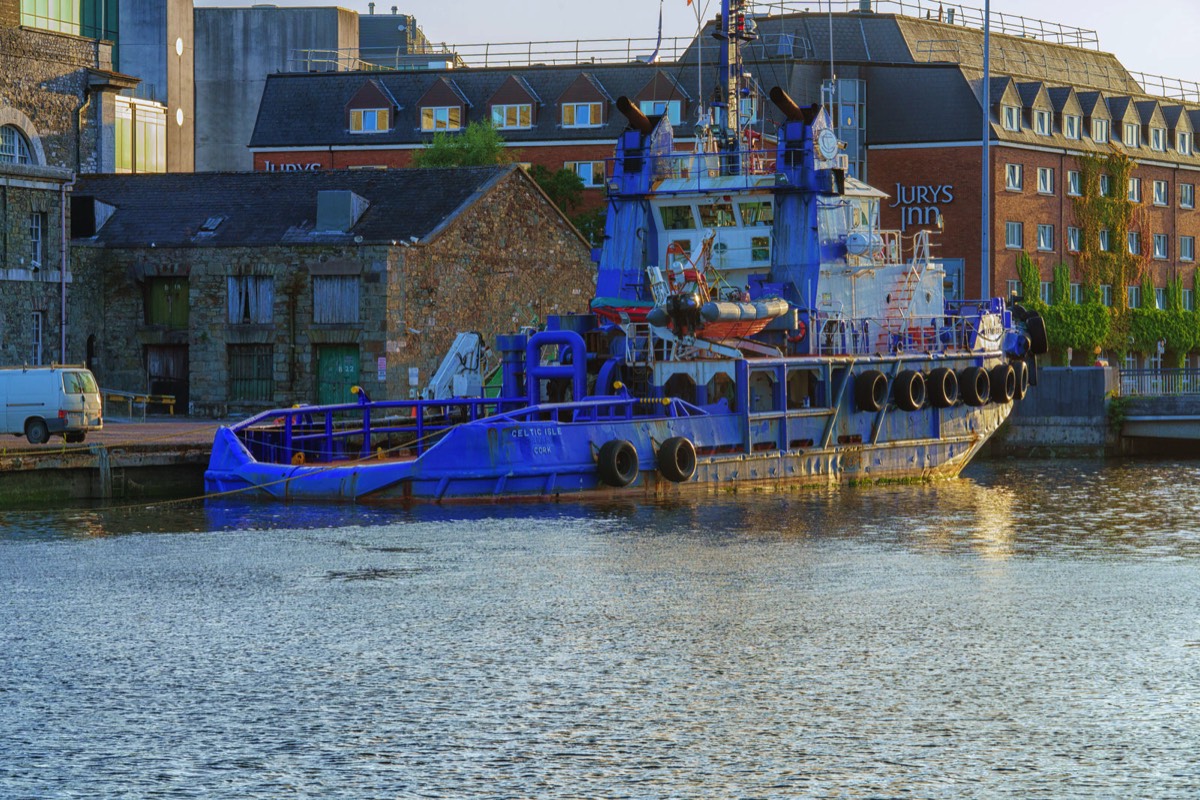 THE CELTIC ISLE TUG BOAT AT ANDERSON QUAY LAPP