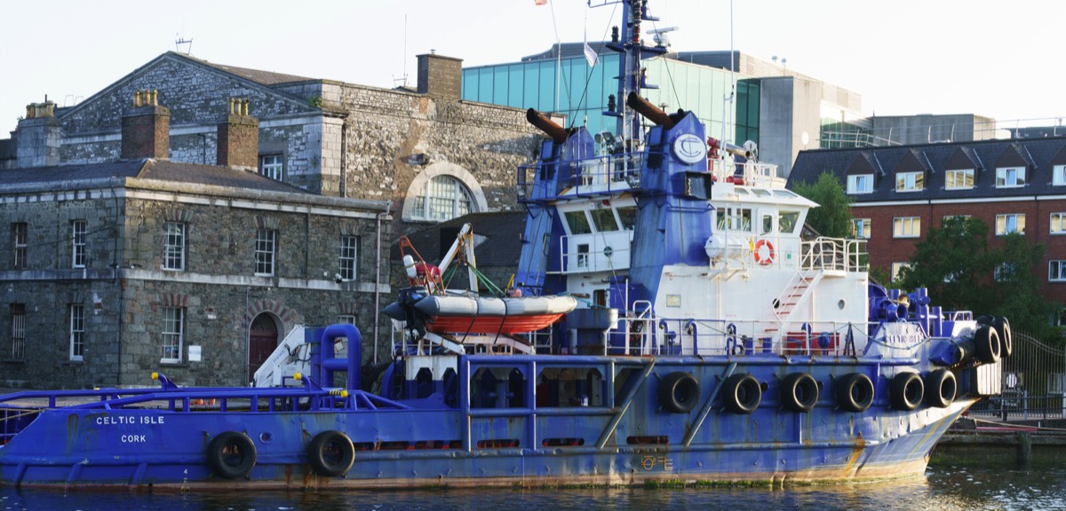 THE CELTIC ISLE TUG BOAT AT ANDERSON QUAY LAPP