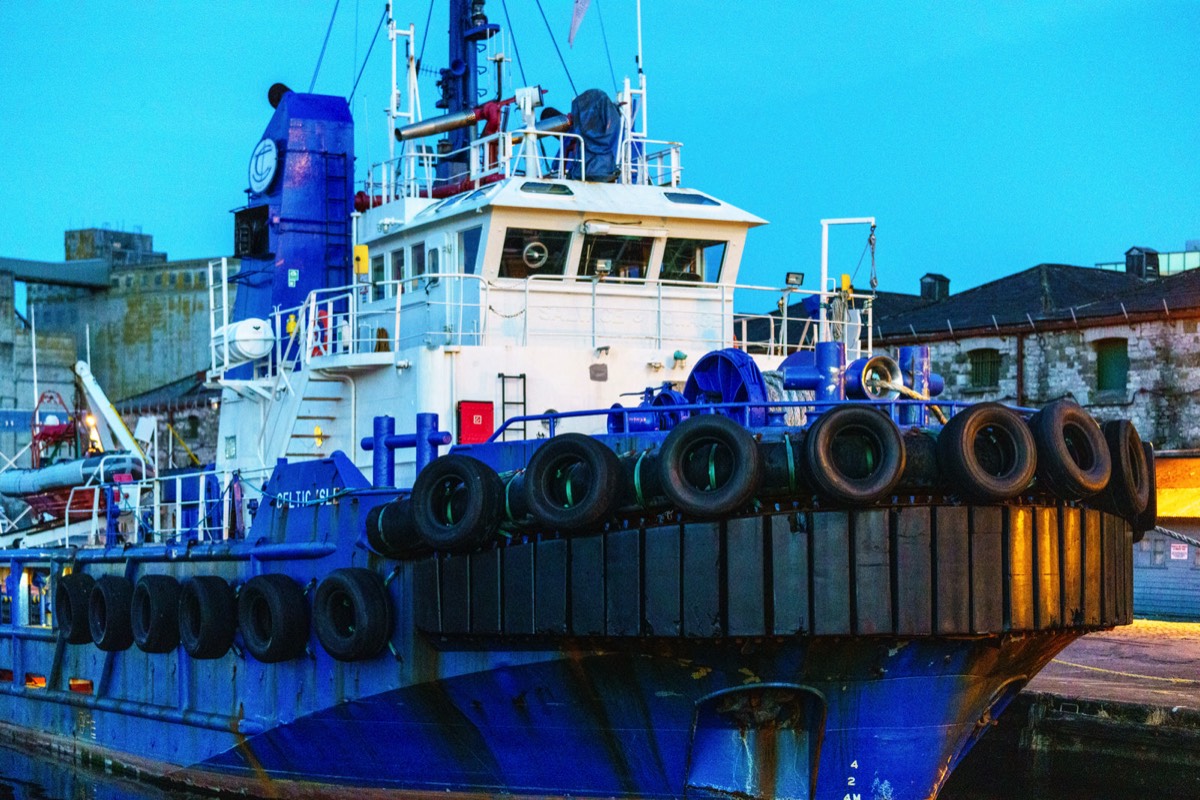 THE CELTIC ISLE TUG BOAT AT ANDERSON QUAY LAPP