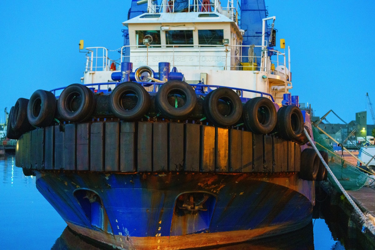 THE CELTIC ISLE TUG BOAT AT ANDERSON QUAY LAPP