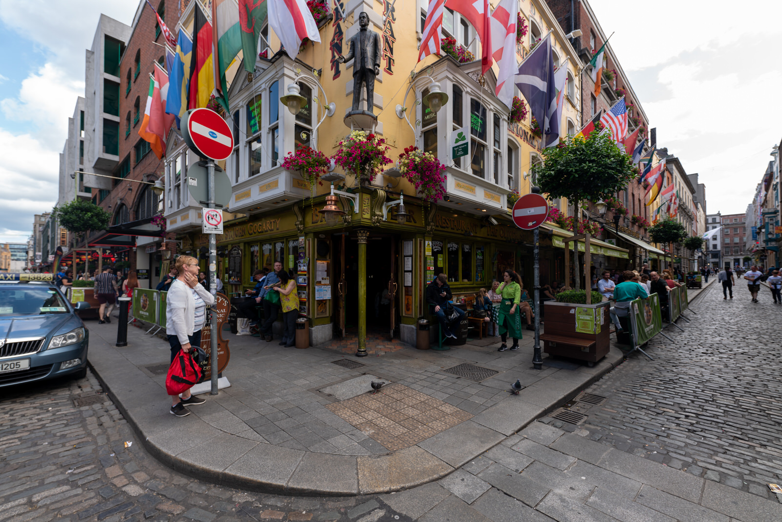 TEMPLE BAR - WHERE TO PARTY 001
