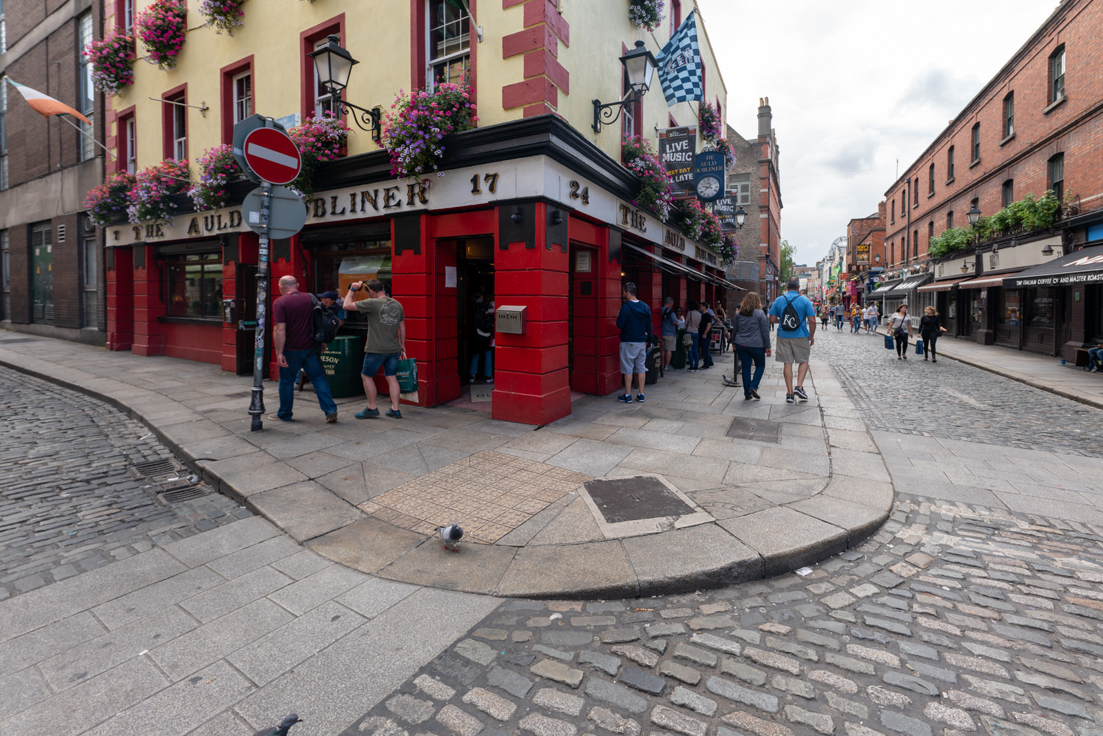 TEMPLE BAR - WHERE TO PARTY 003