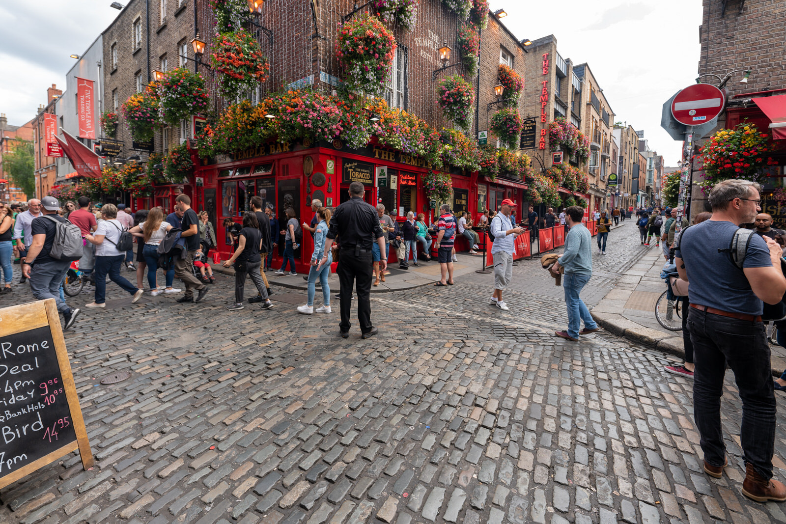 TEMPLE BAR - WHERE TO PARTY 012