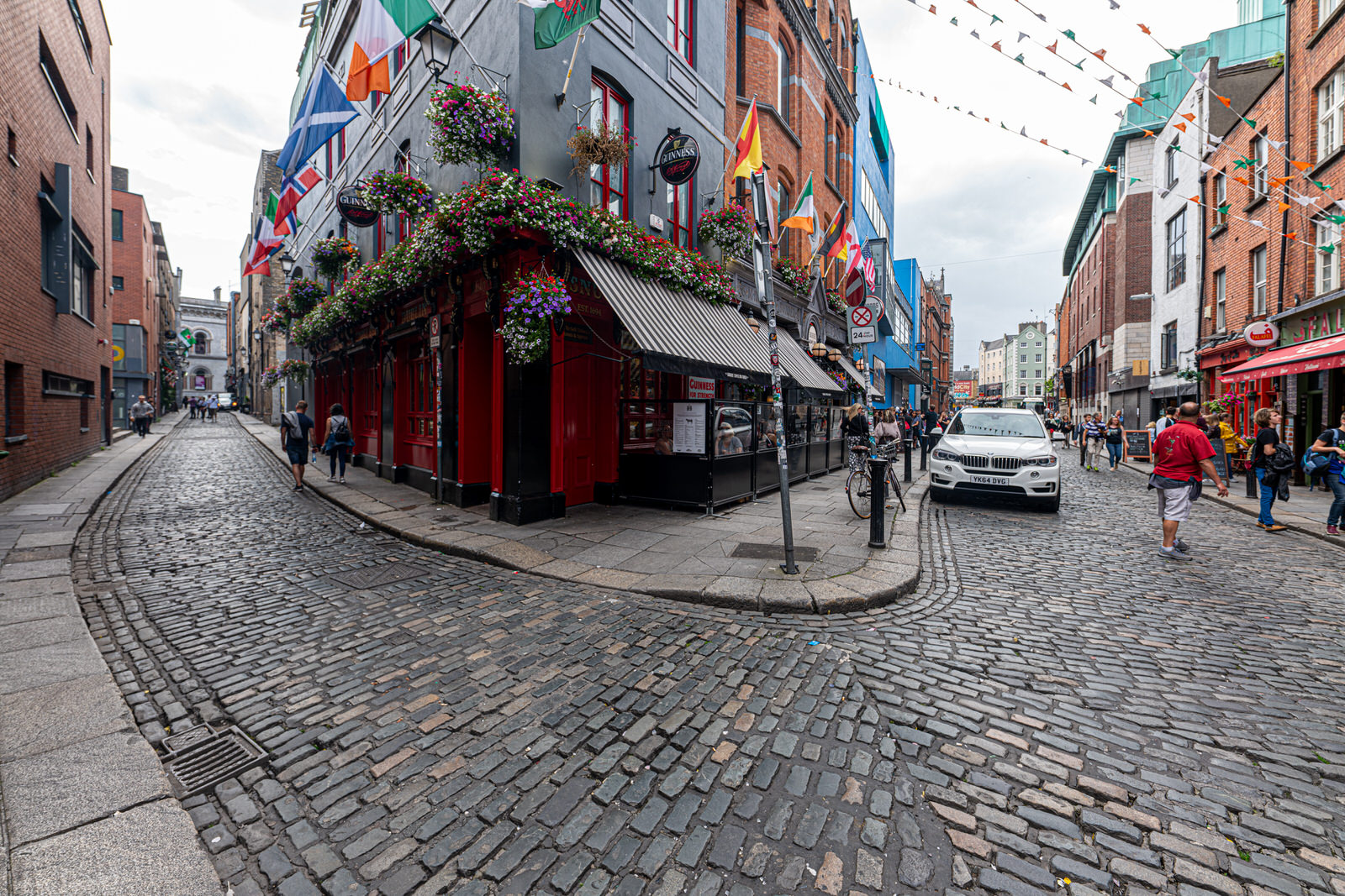 TEMPLE BAR - WHERE TO PARTY 014