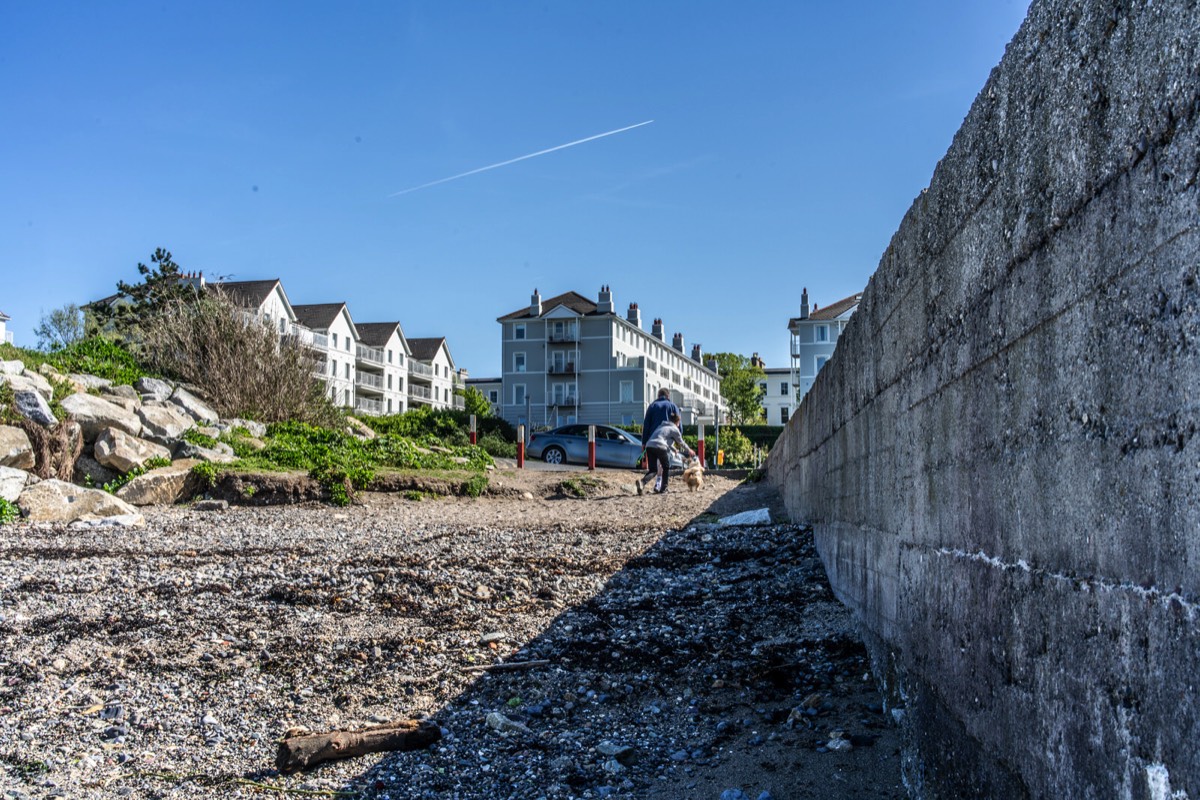 MONKSTOWN AND SALTHILL  - DUN LAOGHAIRE COUNTY DUBLIN  015