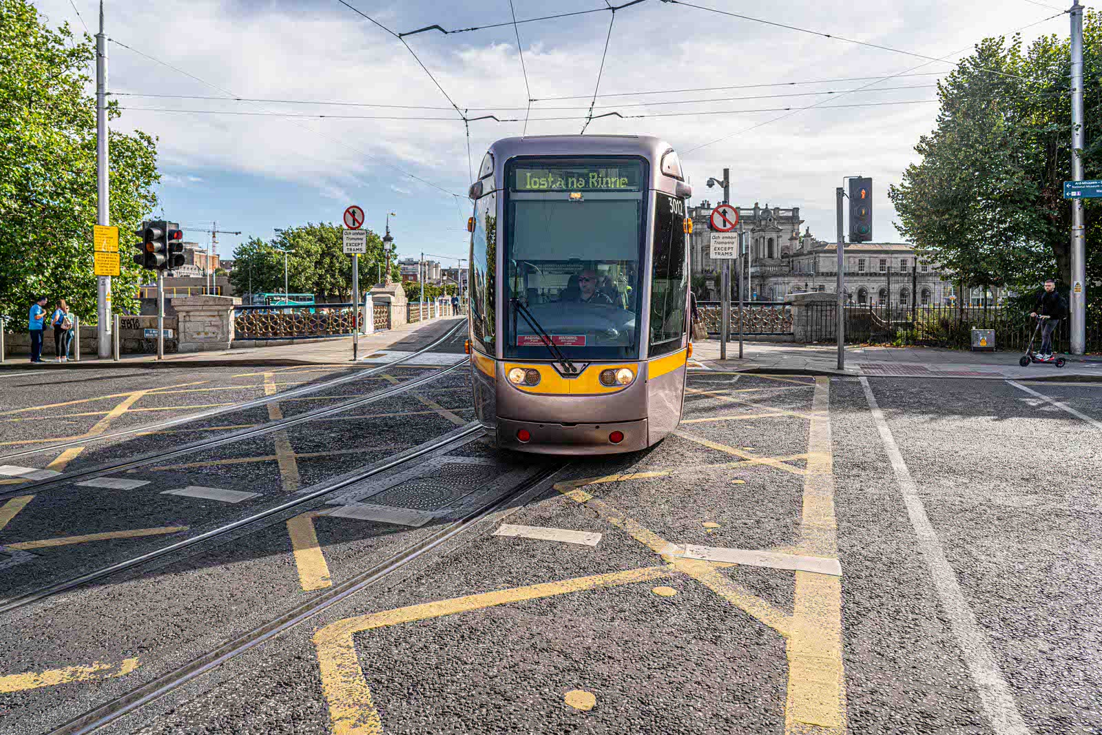  HEUSTON 