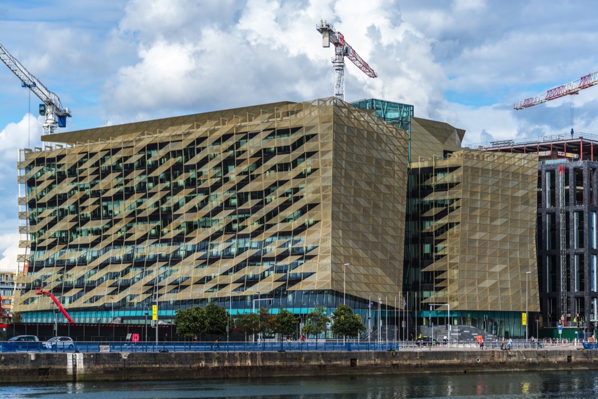 CENTRAL BANK OF IRELAND NEW HEADQUARTERS [NORTH WALL QUAY] 002