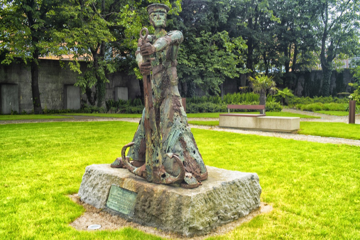 THE MARINER - A SCRAP METAL SCULPTURE BY JOHN BEHAN 003