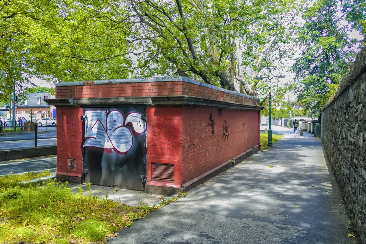 RANDOM IMAGES OF LOWER DRUMCONDRA ROAD 020