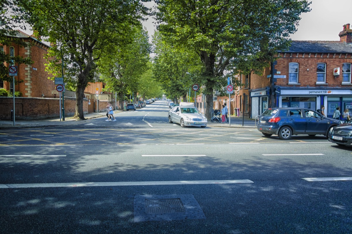 RANDOM IMAGES OF LOWER DRUMCONDRA ROAD 024