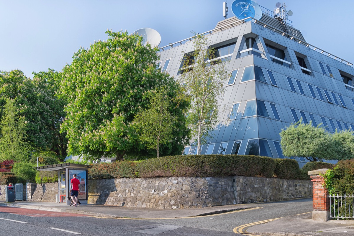 MET ÉIREANN BUILDING BUILT IN 1979 AND LOCATED IN GLASNEVIN 001