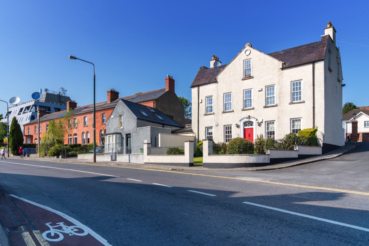 MET ÉIREANN BUILDING BUILT IN 1979 AND LOCATED IN GLASNEVIN 003