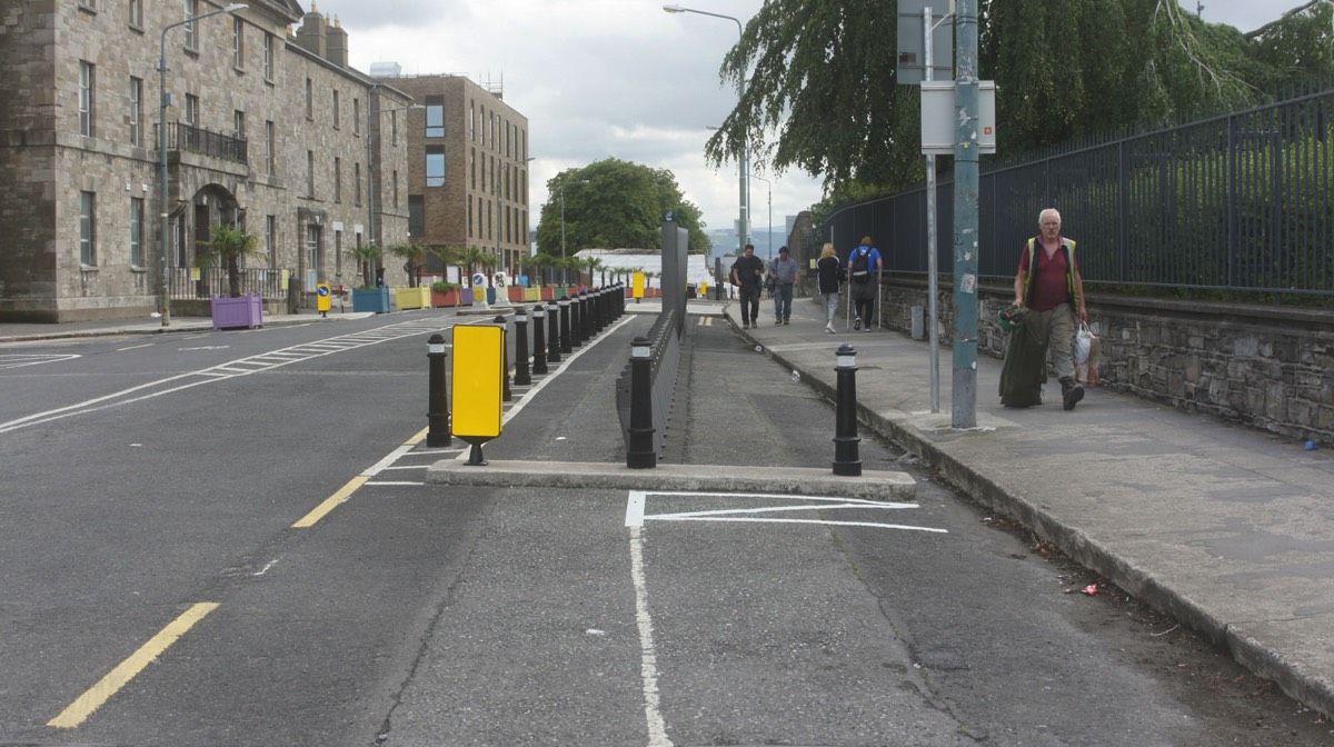 LOWER GRANGEGORMAN - TRAFFIC RESTRICTIONS NOW APPLY 009