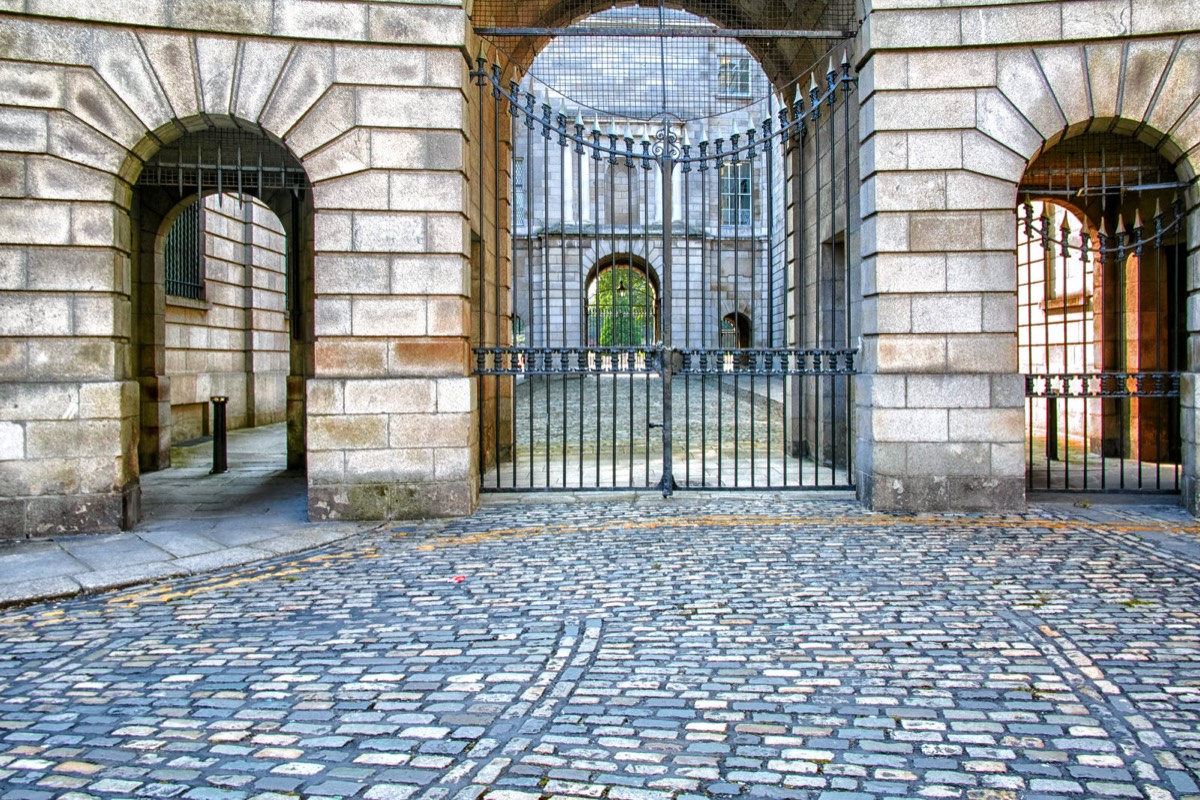 EAST-WEST WALKING AND CYCLE THROUGH ROUTE HENRIETTA STREET TO GRANGEGORMAN COLLEGE CAMPUS  004