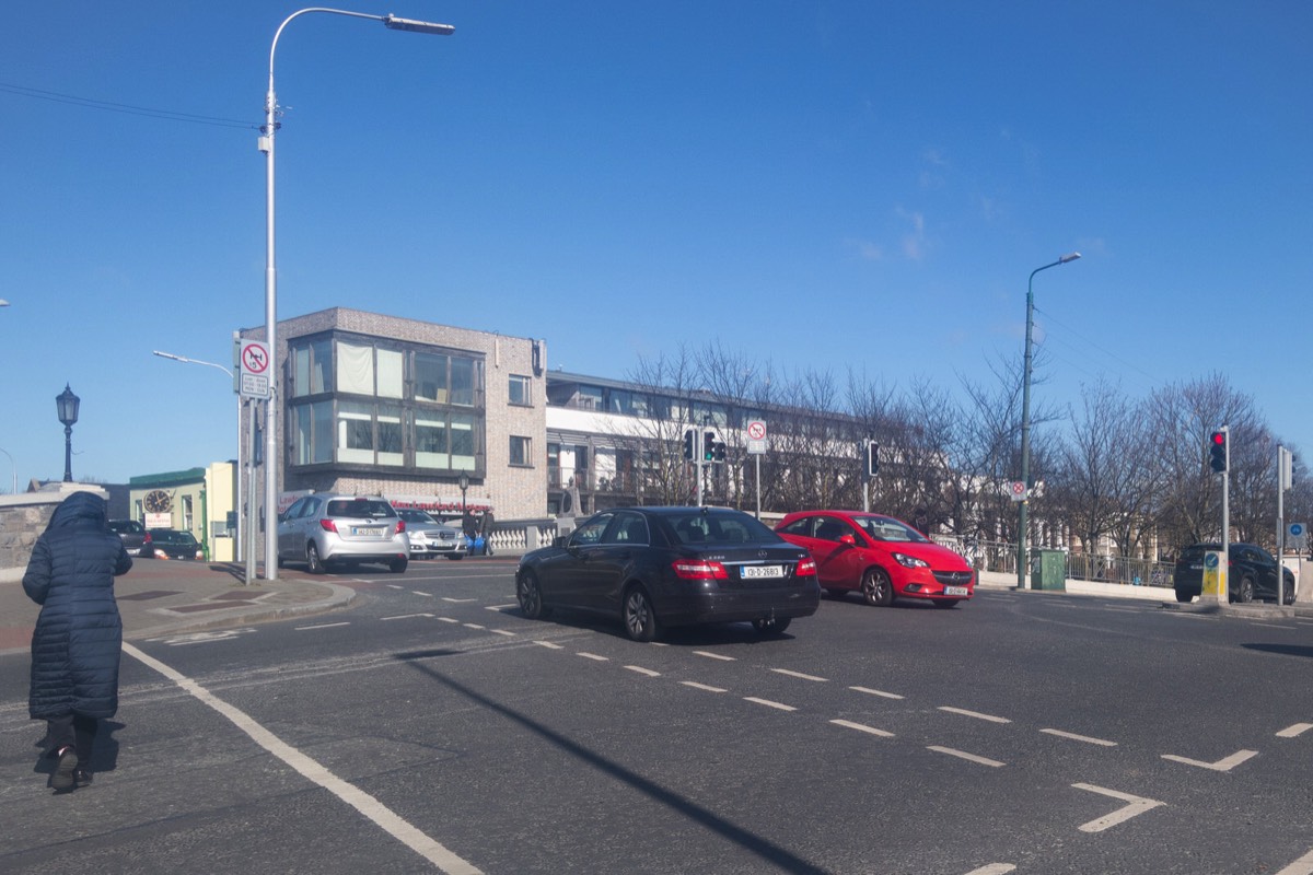 ROBERT EMMET BRIDGE AND NEARBY 001