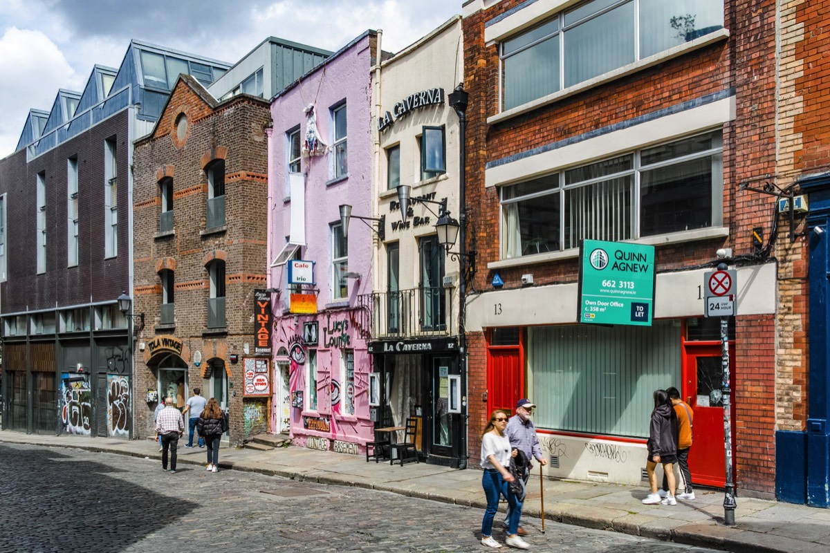 TEMPLE BAR SUNDAY 26 JULY 2020 NOT MUCH SIGN OF RECOVERY 011